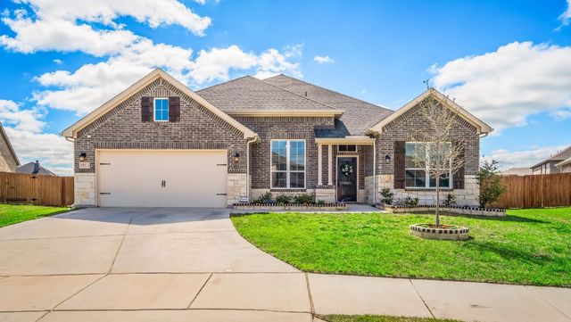 1913 Falling Star Dr, Haslet, TX 76052