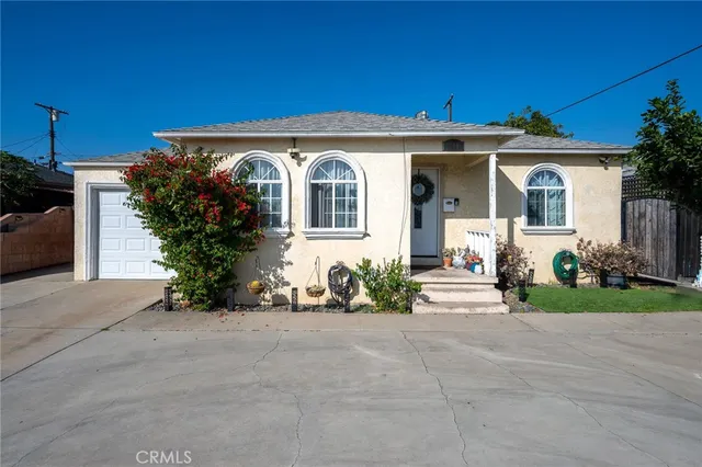 749 W  147th St, Gardena, CA 90247