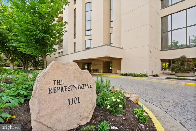 1101 S  Arlington Ridge Rd #608, Arlington, VA 22202