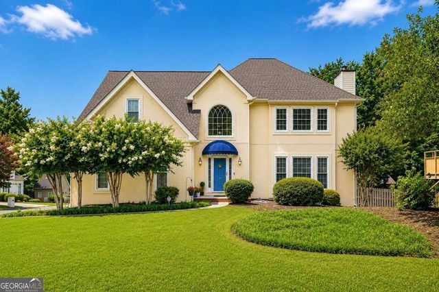 3607 Tree View Dr, Snellville, GA 30078