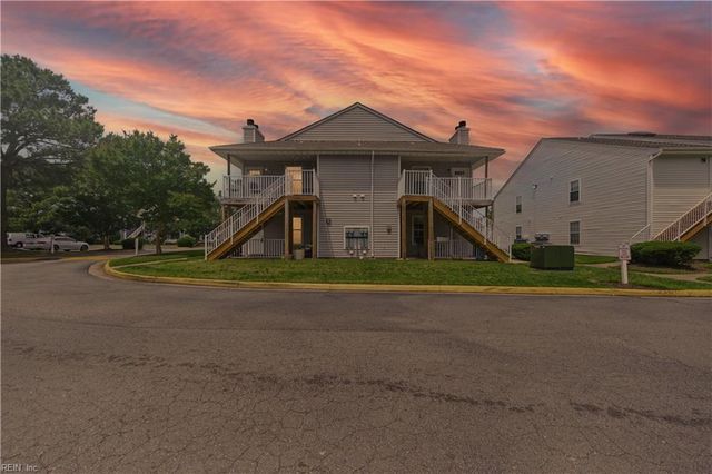 5600 Landfall Dr, Virginia Beach, VA 23462