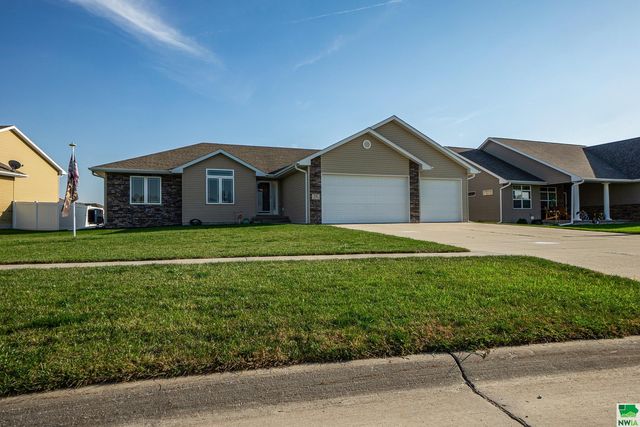 716 Stable Path, Sergeant Bluff, IA 51054