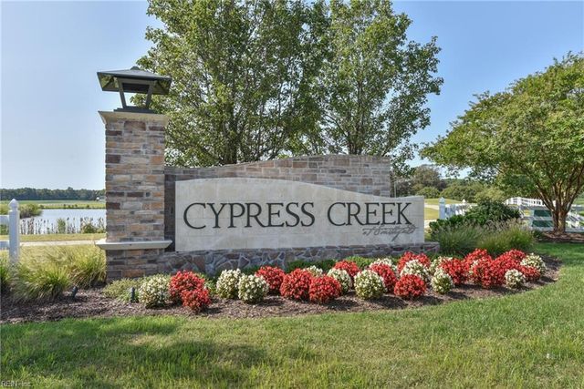47AC Cypress Creek Pkwy, Smithfield, VA 23430