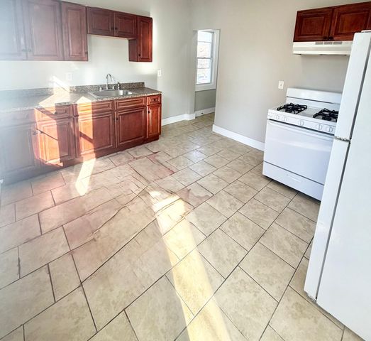 83 Judson Ave #1, New Haven, CT 06511