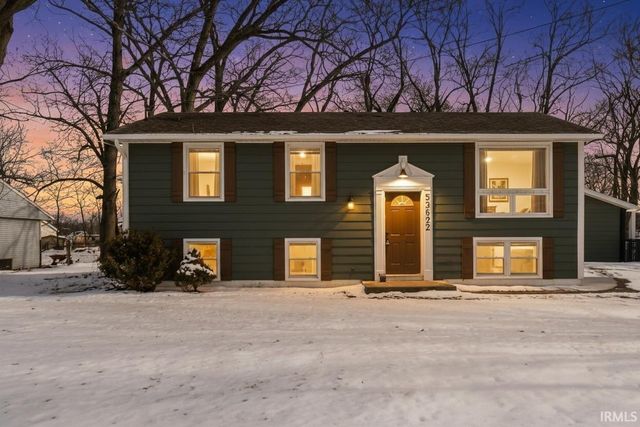 53622 Kennedy Dr, Granger, IN 46530