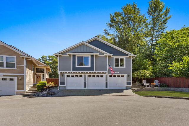 2611 10th St SW, Puyallup, WA 98373