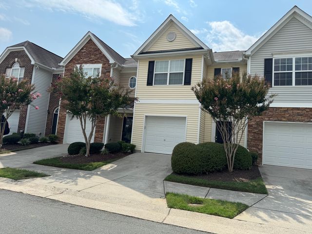2620 Hartfield Commons Ln, Winston Salem, NC 27103
