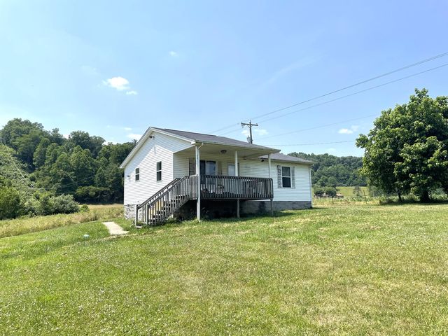 Address Not Disclosed, West Liberty, KY 41472