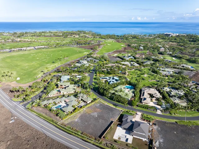 W  Pukaua Pl #32, Kamuela, HI 96743