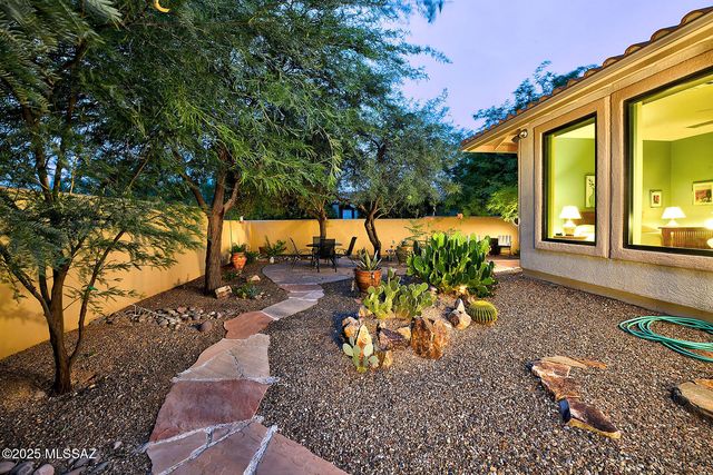 Single Family Homes For Sale in 85737, - 85 Listings | Trulia