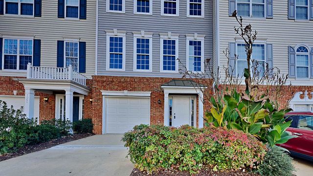 7003 Wheat Mill Pl, Raleigh, NC 27613
