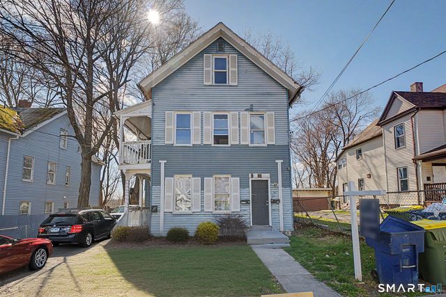 27 Beacon St #3, Waterbury, CT 06704