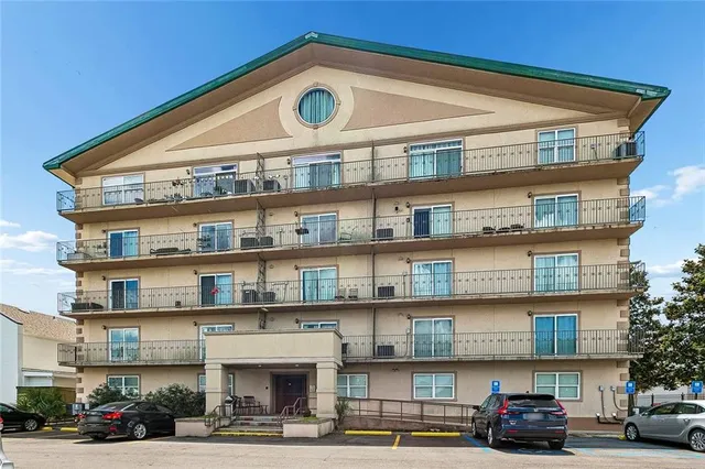 3456 Cleary Ave #504, Metairie, LA 70002