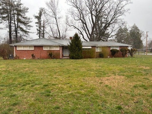 202 Westwood 5th Ave, McMinnville, TN 37110