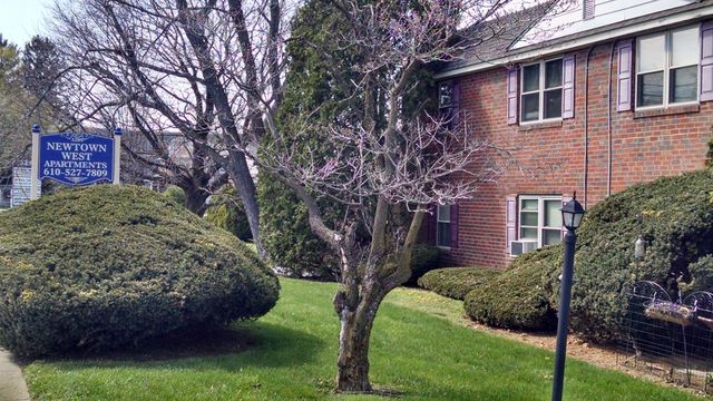 3209 W  Chester Pike, Newtown Square, PA 19073