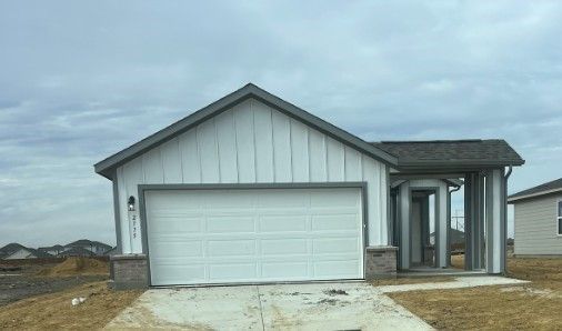 2775 Kyle Dr, Crandall, TX 75114