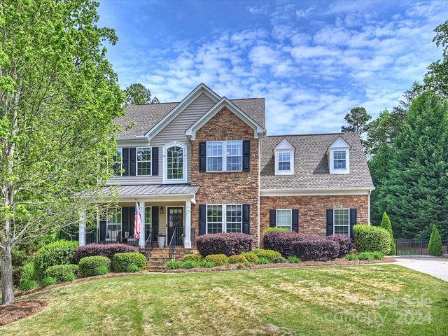 416 Rookery Dr, Lake Wylie, SC 29710