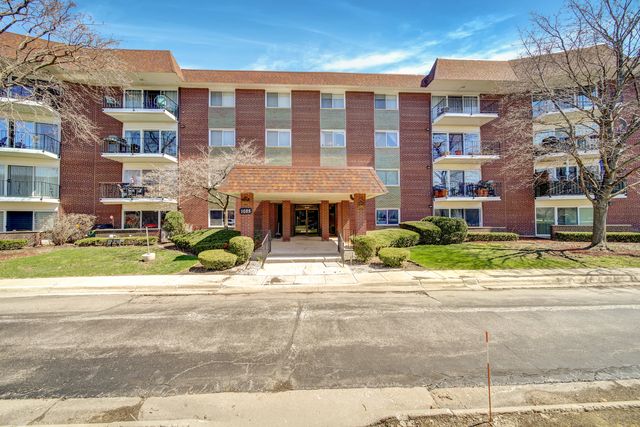 1025 S  Fernandez Ave #4M, Arlington Heights, IL 60005