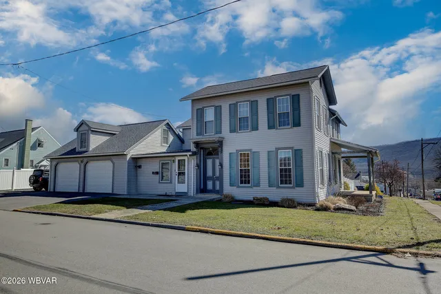 640 Sturdevant St, Lock Haven, PA 17745