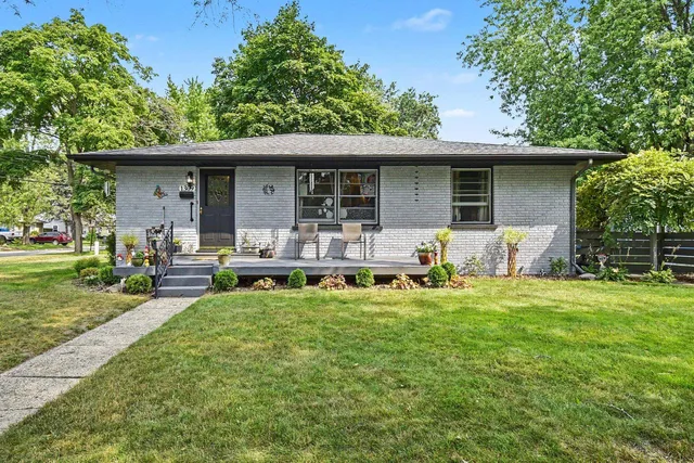 1309 Maryland St, Midland, MI 48642