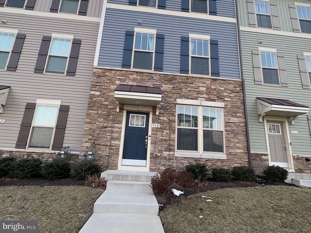 5818 Imperial Dr, Frederick, MD 21703