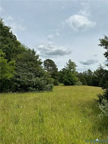 Jonesboro Church Rd #F, Blackstone, VA 23824