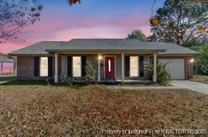 1033 Oakstone Dr, Fayetteville, NC 28314