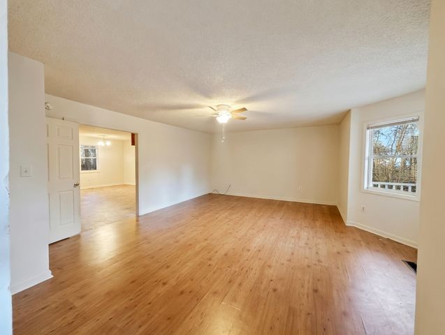 1808 Cedar Shoals Dr, Athens, GA 30605