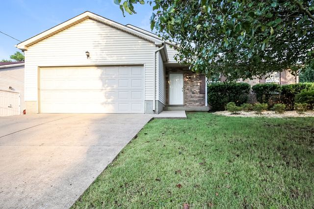 100 Bradford Cir, Hendersonville, TN 37075