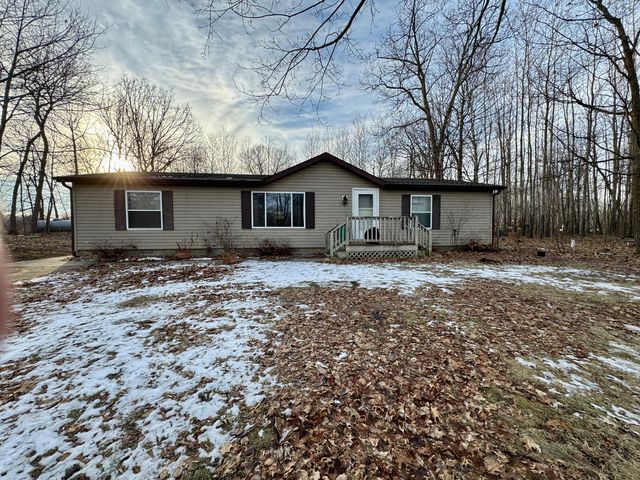 6805 18th Ave NW, Walker, MN 56484