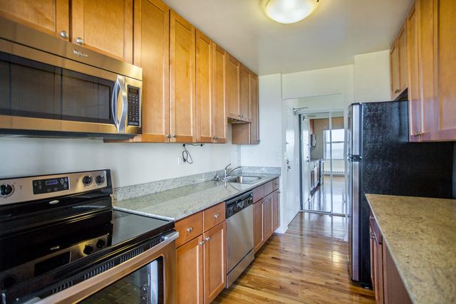 5649-50 N  Sheridan Rd #17G, Chicago, IL 60660