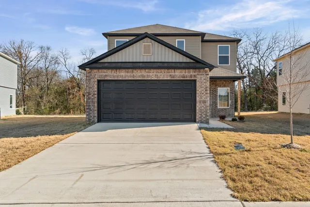 1520 Carillon Ln, Conway, AR 72034