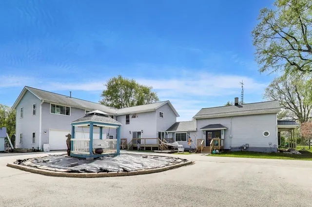 W2139 Highway 11, Elkhorn, WI 53121