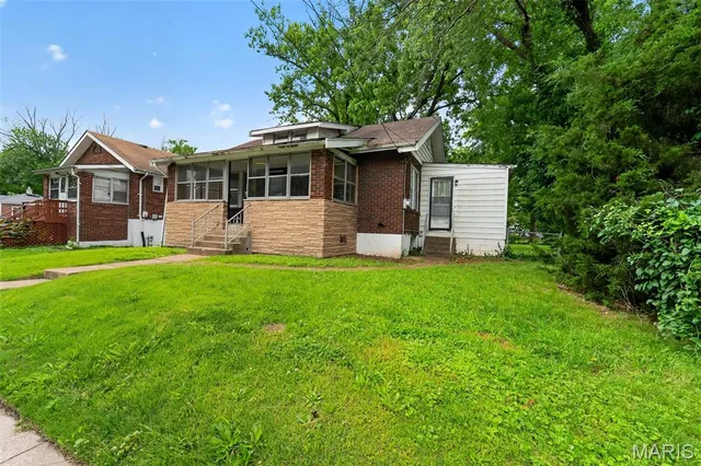 9450 Baltimore Ave, Saint Louis, MO 63114