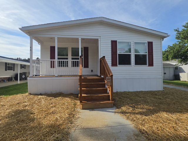 46 C St #46, Navarre, OH 44662