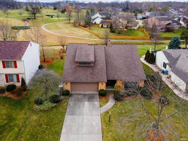 8706 Rail Fence Rd, Fort Wayne, IN 46835