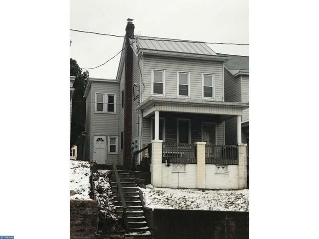 67 Center Ave, Schuylkill Haven, PA 17972