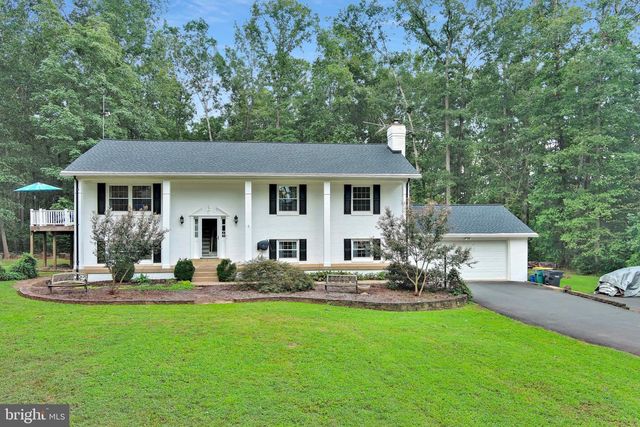 10705 Parkgate Dr, Nokesville, VA 20181