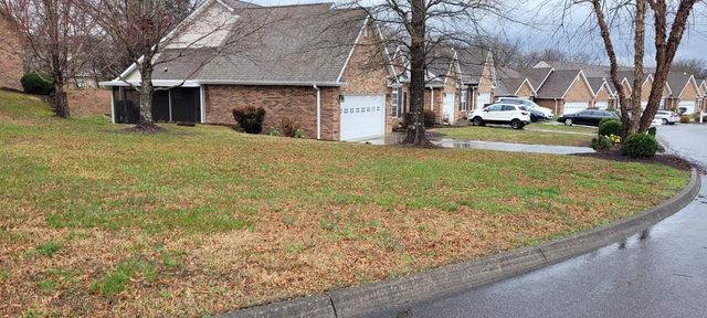 146 River Garden Ct, Sevierville, TN 37862