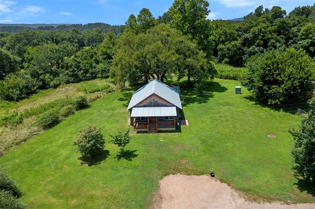 5834 Battiest Pickens Rd, Broken Bow, OK 74728