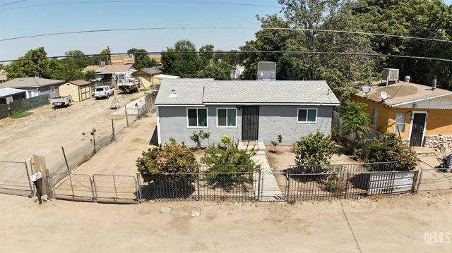 4916 Sammons Ave, Bakersfield, CA 93307