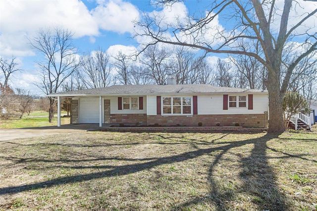 325 Jefferson Ave, Valley Park, MO 63088