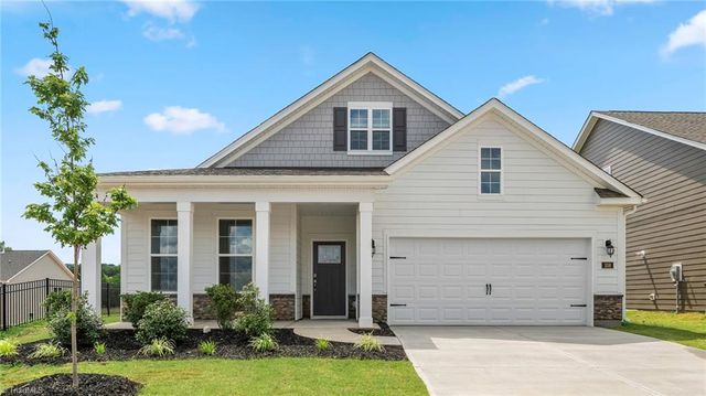 108 Mary Montrose Blvd, Jamestown, NC 27282