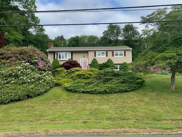159 Bethmour Rd, Bethany, CT 06524