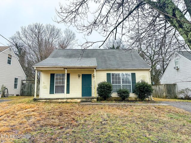 2514 McCampbell Ave, Knoxville, TN 37917