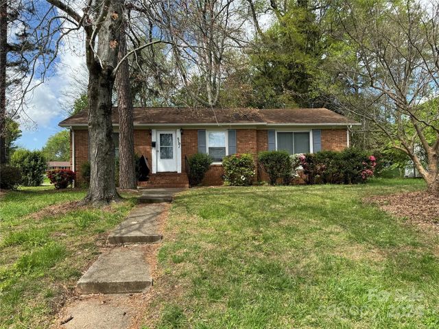 5101 Springview Rd, Charlotte, NC 28213