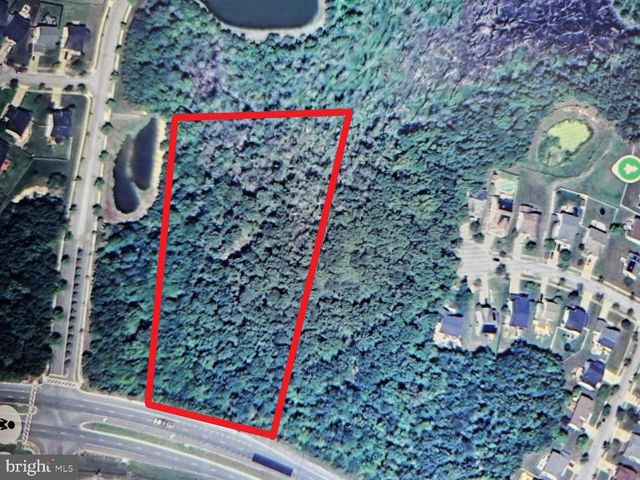 Middletown Rd, Waldorf, MD 20603