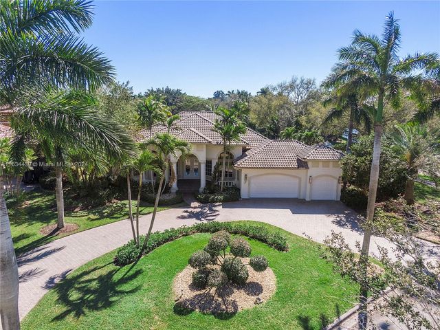 6387 NW 120th Dr, Coral Springs, FL 33076