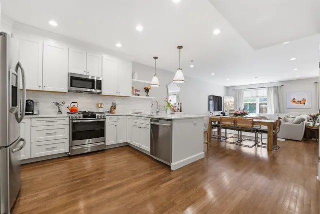 117 Madison St #1, Hoboken, NJ 07030