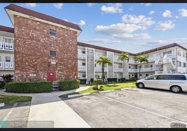1330 NW 43rd Ave #208, Fort Lauderdale, FL 33313